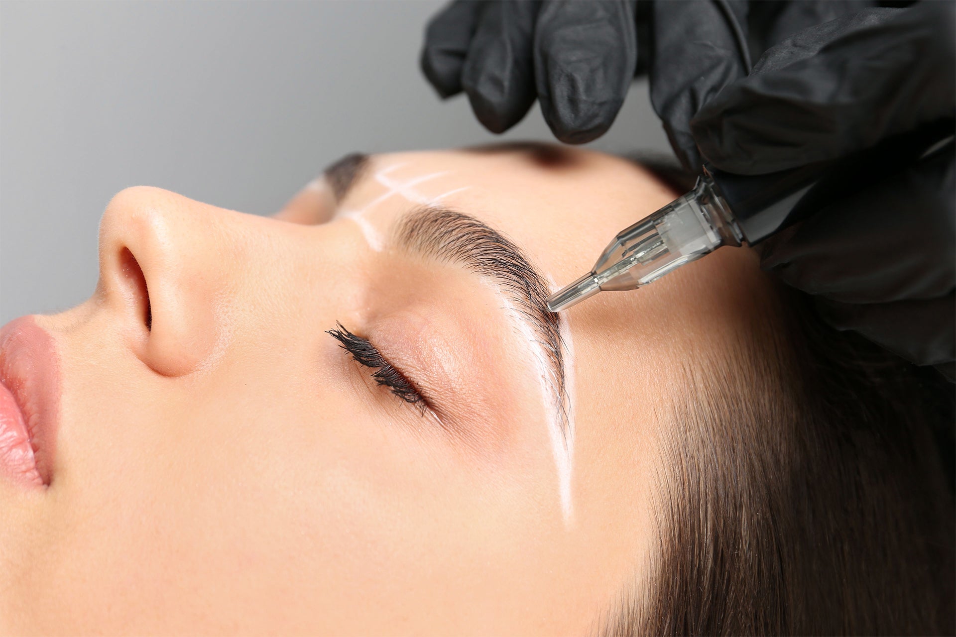 5 raisons de craquer pour le maquillage permanent des sourcils