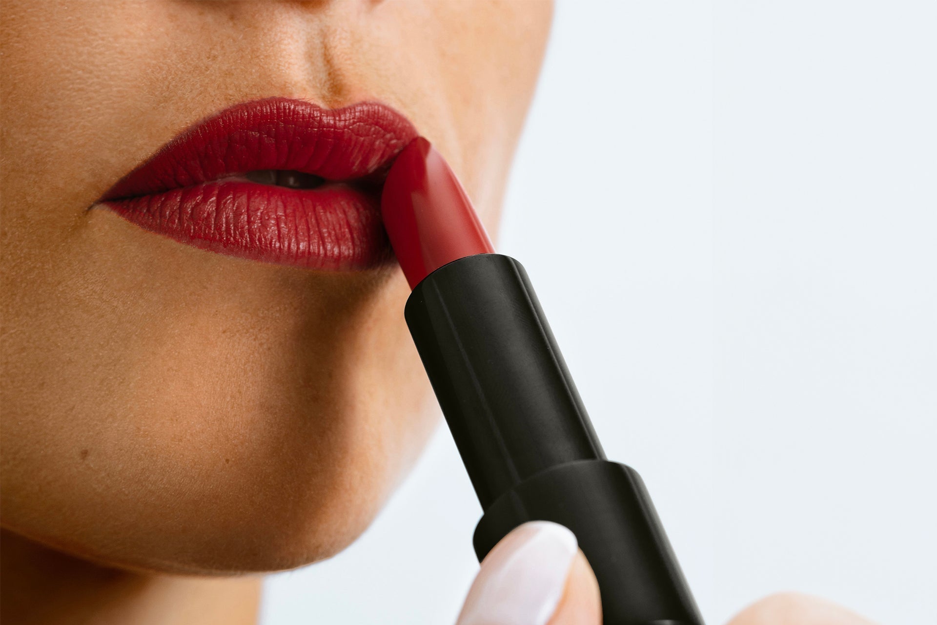 Rouge à lèvres, gloss, encre à lèvres, maquillage permanent... Que choisir pour maquiller sa bouche ?